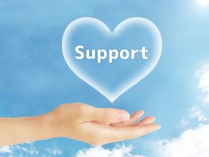 手の上にあるサポート